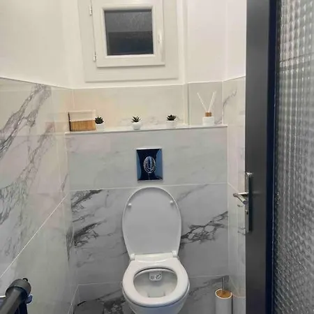 Villa 408