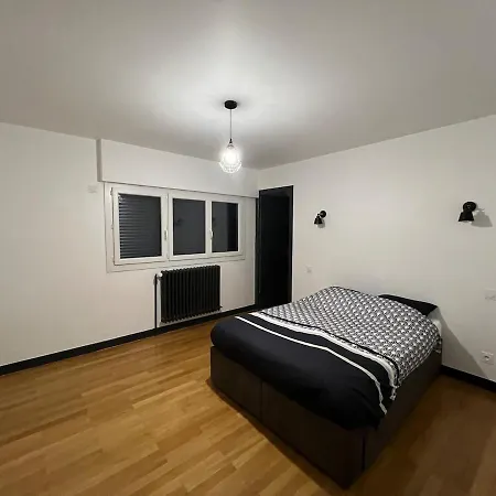 Villa 408 *