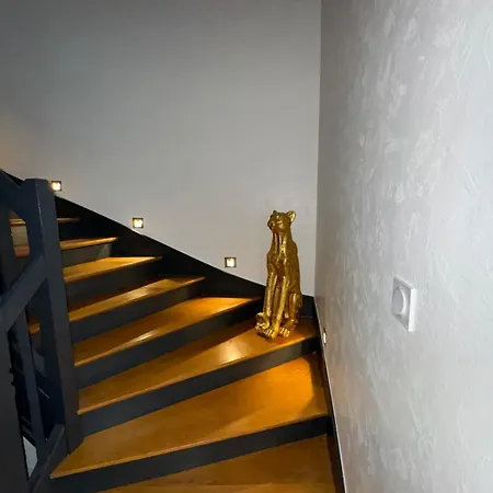 Villa 408